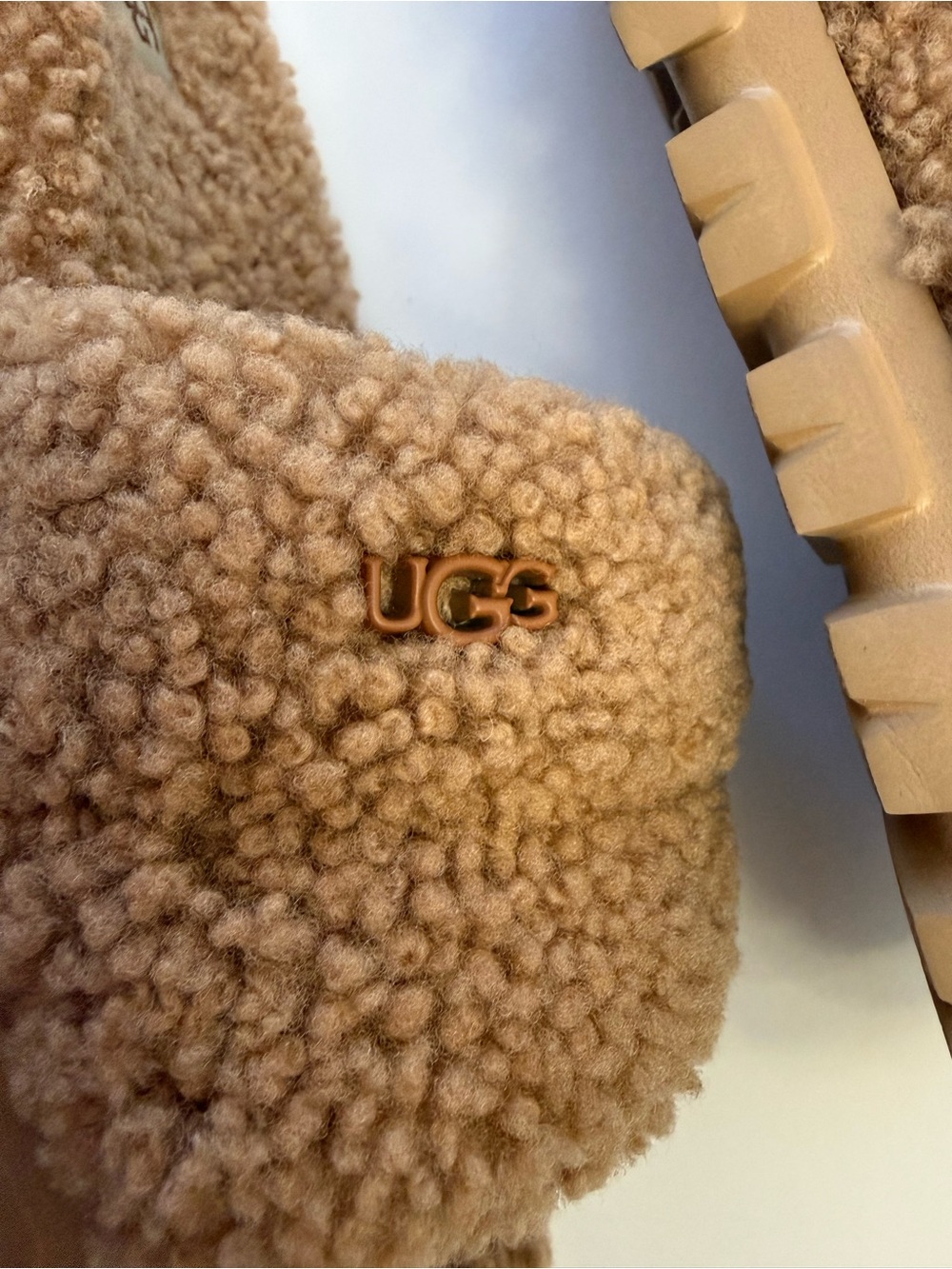 AUTHENTIC UGG Cozetta Curly Slide Slippers | Women’s Size 9 | Chestnut | NWT - Picture 5 of 11